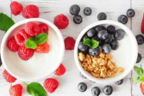 Camping-Rezept “Joghurt mit Früchten”: Schnell und einfach