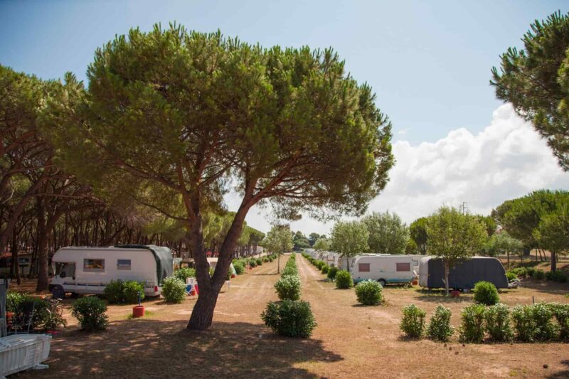 Camping-Baia-Blu-la-Tortuga-Wohnmobil-und-Wohnwagenstellplaetze