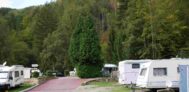 Camping-Ostrauer-Muehle---Standplatz-am-Berg-und-Wald