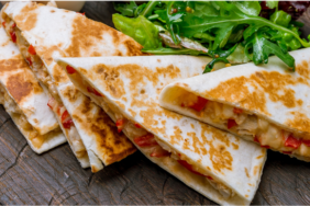 Camping-Rezept „Quesadillas mit Käse oder mit Füllung vom Grill“