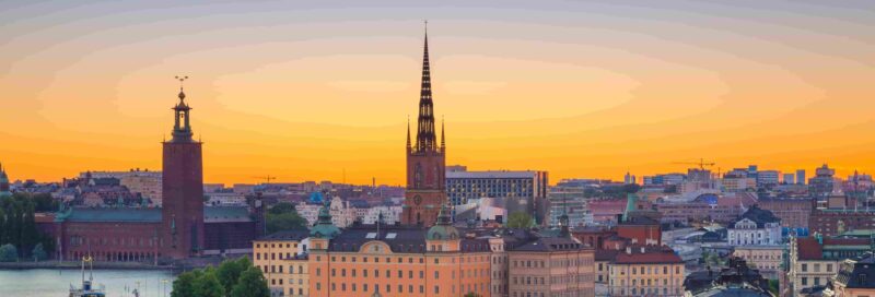 Stadtbildbild von Stockholm, Schweden während des Sonnenuntergangs