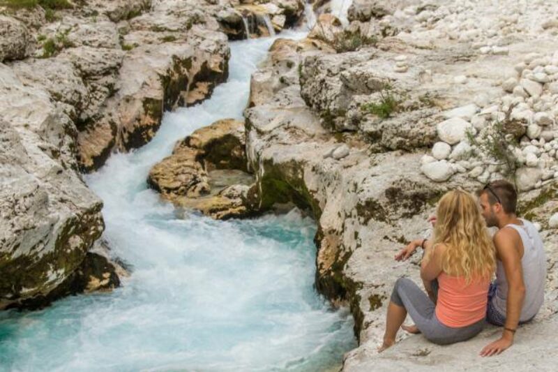 Camp Korita: Umweltfreundlicher Qualitätsplatz am Smaragdfluss