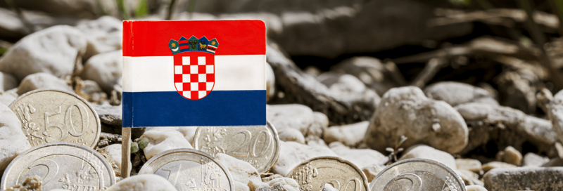 Kroatien-Flagge mit Euro-Münzen
