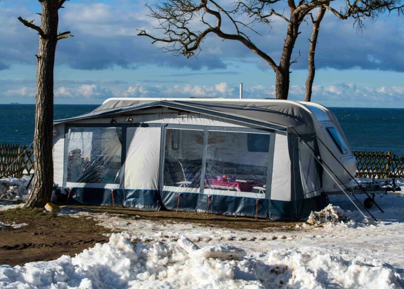 Neu Ausrüstung für Auto Winter-Camping ausprobiert. Ankündigung