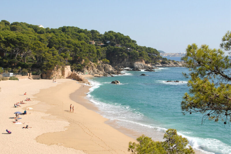 Cala Cristos, Platja d'Aro by Associació de Càmpings Girona