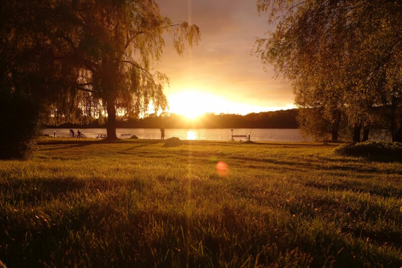 Campingpark Augstfelde Sonnenuntergang am See