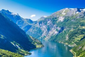 Roadtrip durch Norwegen: Unterwegs im Land der Fjorde und Wasserfälle