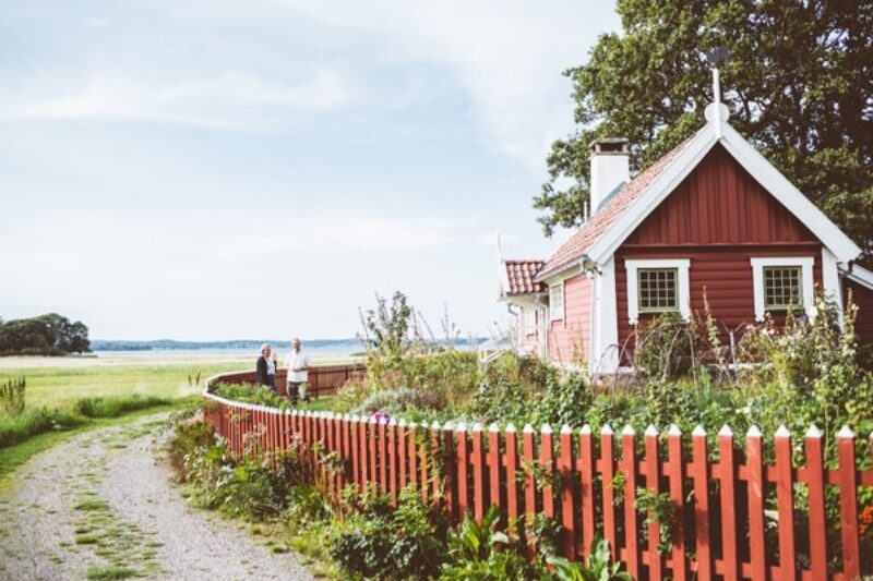 Rote Schwedenhäuser und schöne Gärten Tjoloholm Foto Kristin Lagerqvist