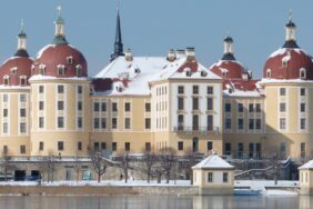 „Drei Haselnüsse für Aschenbrödel“ zu Weihnachten: Tour zu den zauberhaften Drehorten