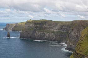 Irland Rundreise mit dem Wohnmobil: Raue Atlantikküste und Pub-Kultur