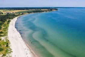 Feddet Strand Resort: Urlaub am Meer mit Platz für die ganze Familie