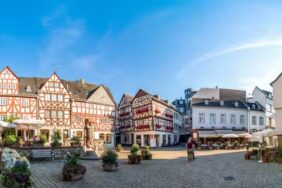 Diese südlichste Region bietet grüne Hügel, perfekt für Radtouren und Wanderungen.  Familienfreundliche Campingplätze sind in großer Zahl vorhanden.