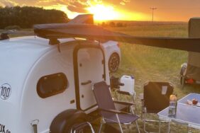 Der kleinste Wohnwagen auf dem Caravan Salon 2026: Mit dem Kleox Festival in den Urlaub